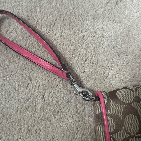 Coach Signature Canvas Wristlet - Picture 3 of 7